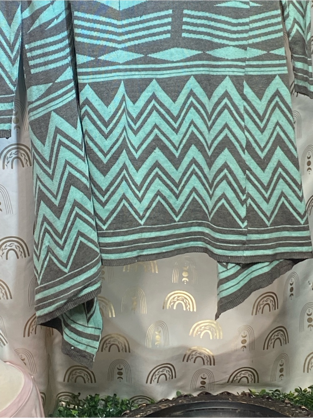 Brittany Black Aztec Open-Front Tunic Cardigan - Mint Green & Gray - Picture 10 of 11